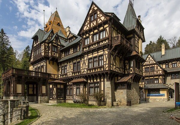 Peleșor Castle