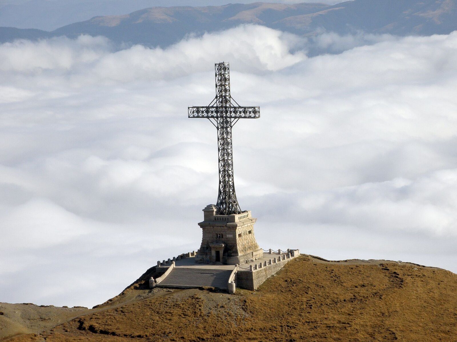 The Heroes' Cross